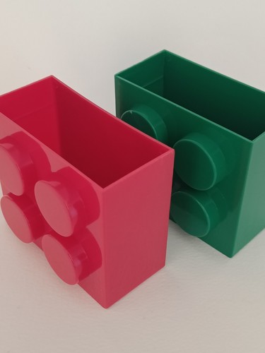 Brick style magnetic storage - style,