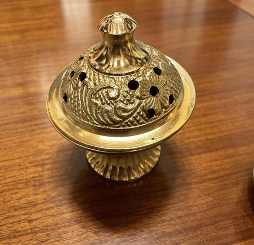 Brass kapoor dani - /, incense