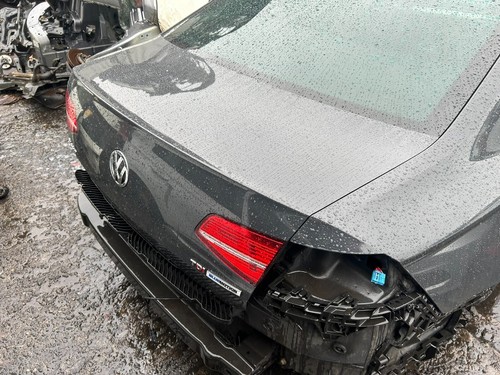 2015 volkswagen passat - 2015+,
