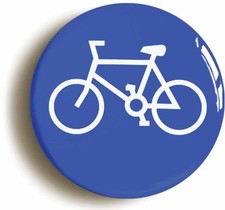 CYCLIST ROAD SIGN CYCLING BADGE BUTTON PIN (Size is 1inch/25mm diameter) BICYCLE