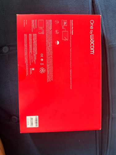 One wacom ctl 672 - by, ctl-672-n