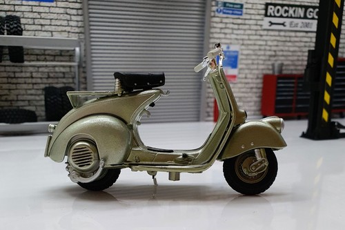 Vespa 125 1948 scale - 1948, 1:18