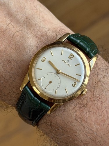 Zenith 9ct gold manual wind - 9ct,