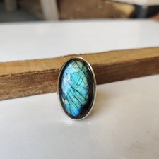 Amazing Labradorite Gemstone