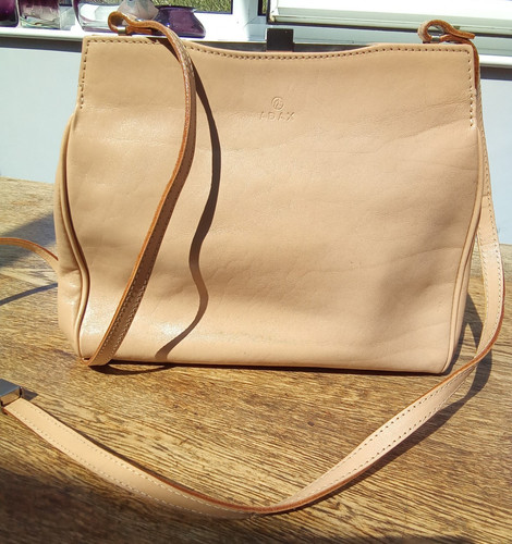 Adax danish straw coloured - danish,,