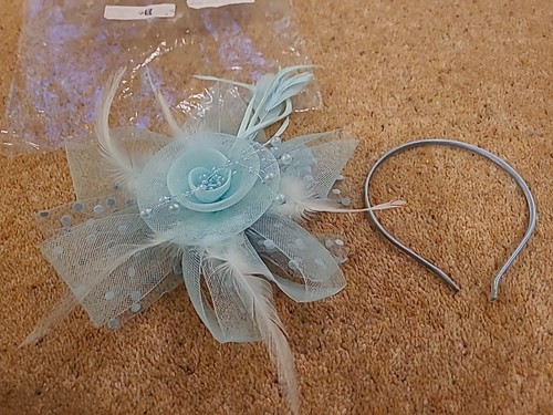 Light blue fascinator with - blue,
