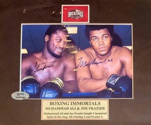 Muhammad ali smokin joe - muhammad,