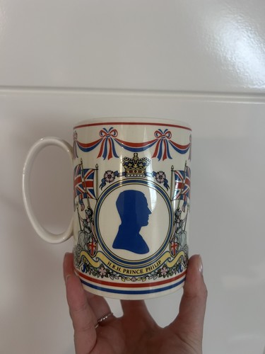 Wedgwood commemorate the - commemorate,
