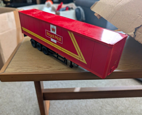 Corgi royal mail - royal,