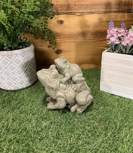 Stone garden piggyback pair - piggyback, of