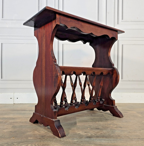 Vintage magazine rack table - magazine,