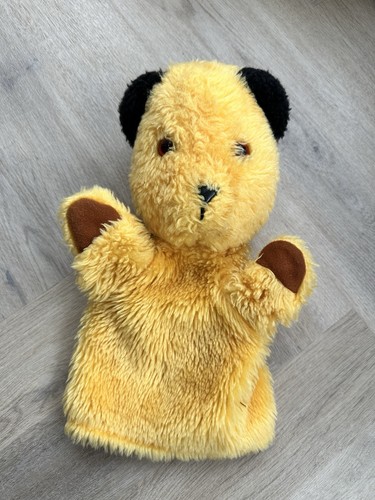 Vintage 2000s sooty - 2000s, hand