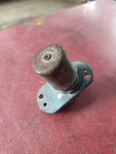 Original lucas floor mount - lucas,
