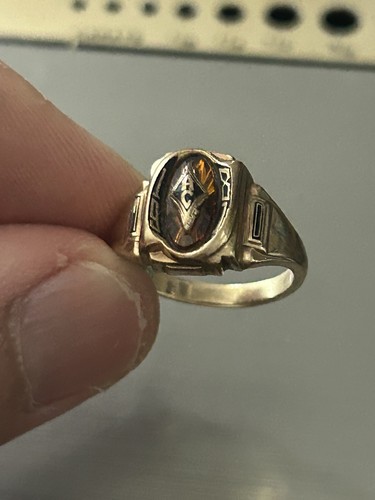 Solid 10k gold jostens - 10k,