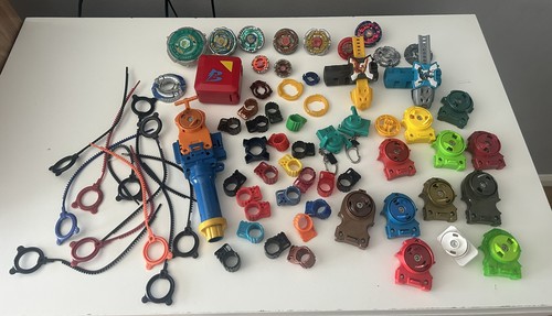 Beyblade bulk lot used - lot, toy