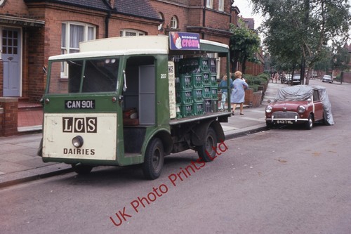 Photo 6x4 electric milk float - photo,