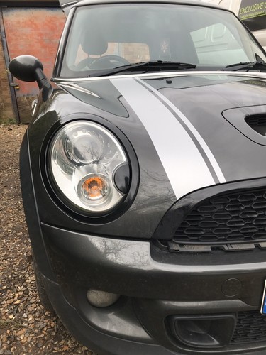 Pair mini cooper - of, bonnet