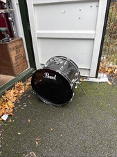Free P&P.  22”. 22x14” Session Pro Bass Drum. 22. Black Finish. Dodgy Legs!