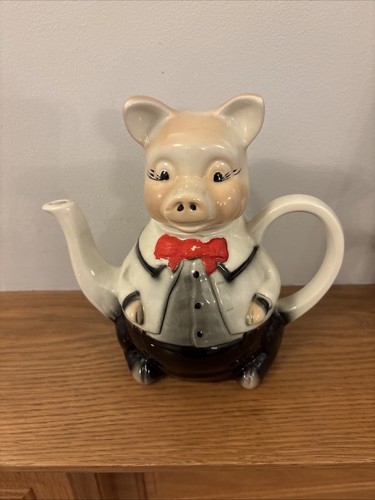 Tony wood master piggy - wood,