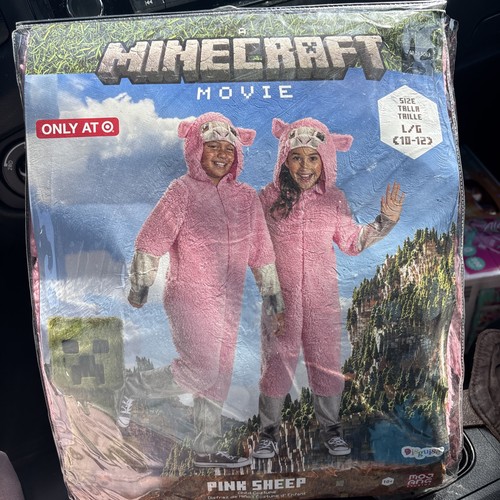 Minecraft movie pink - pink, sheep
