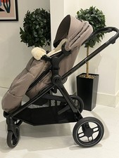 Pram - Maxi-Cosi Zelia3 Luxe