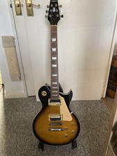 Aria ‘Les Paul’ In Two
