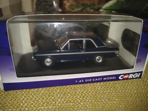 Corgi vanguards ford cortina - ford,