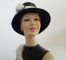 NEW COMPTON & WOODHOUSE