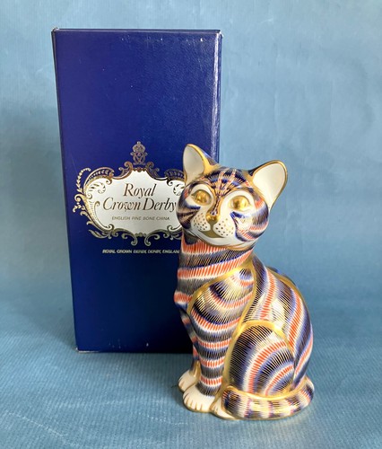 Royal crown derby paperweight - derby,
