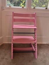Stokke Tripp Trapp Chair in excellent condition In Pink