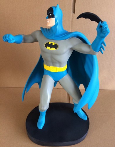 Batman statue warner - batman, statue-warner