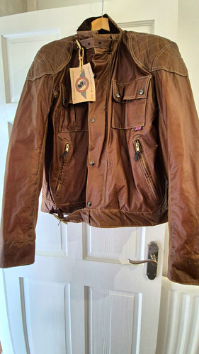 Waxed armoured motorcycle - ,