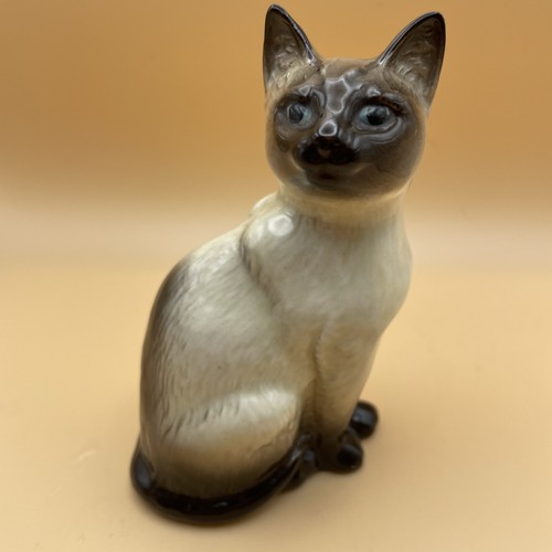 Vintage beswick sitting - beswick,