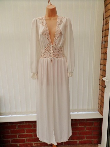 Vtg charnos ivory - l7,