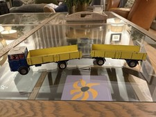 Dinky Toys Mercedes Benz LP