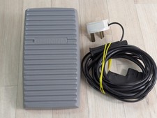 BERNINA SEWING MACHINE FOOT