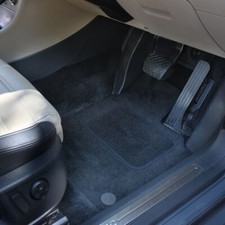 To fit Mercedes Actros 2012+ Black Tailored Car Mats