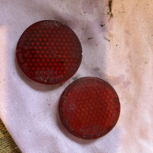 Lucas sealed reflex red - lucas,