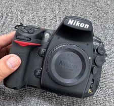 Nikon D700 12.1MP Digital SLR Camera Body English Language-95%NEW