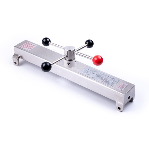 Lid centre cross bar with - cross,