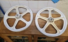 White Skyway Tuff 2 16 Inch