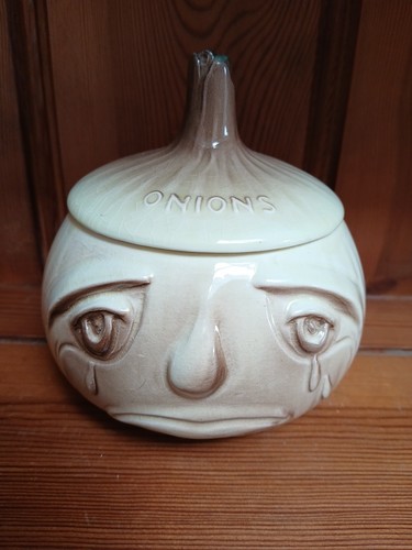 Vintage sylvac onions face - face, pot