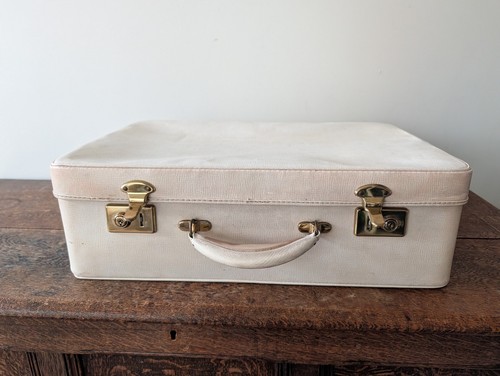 Vintage off white antler - off,