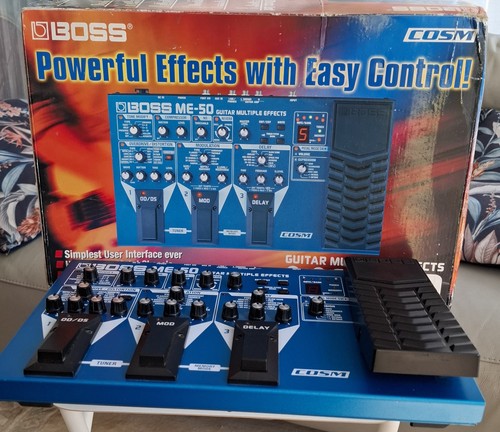 Boss guitar - me-50,