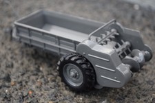 1/32 BRITAINS farm toys manure / muck spreader trailer implement conversion
