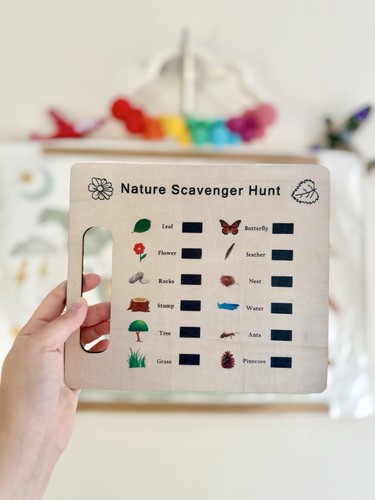 Montessori nature scavenger - nature,