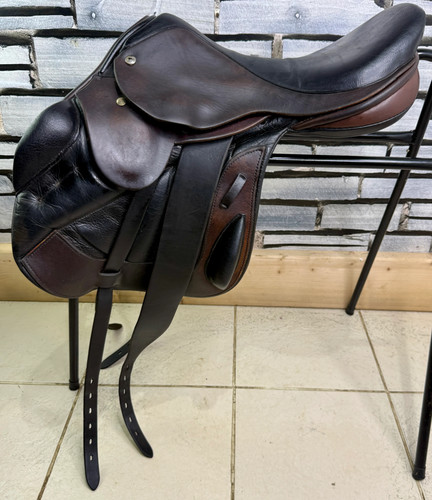 Medium black country - 17”, medium-mw