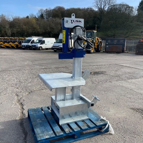 New tractor mounted hydraulic - new,
