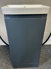 Ceramic Curved Basin with