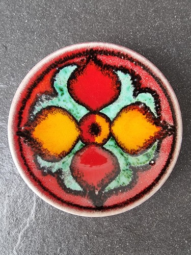 Poole pottery delphis pin - delphis,